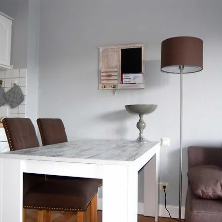 Haus Jahreszeiten Meeresrauscher By Unsere Urlaubszeit Apartamento Binz